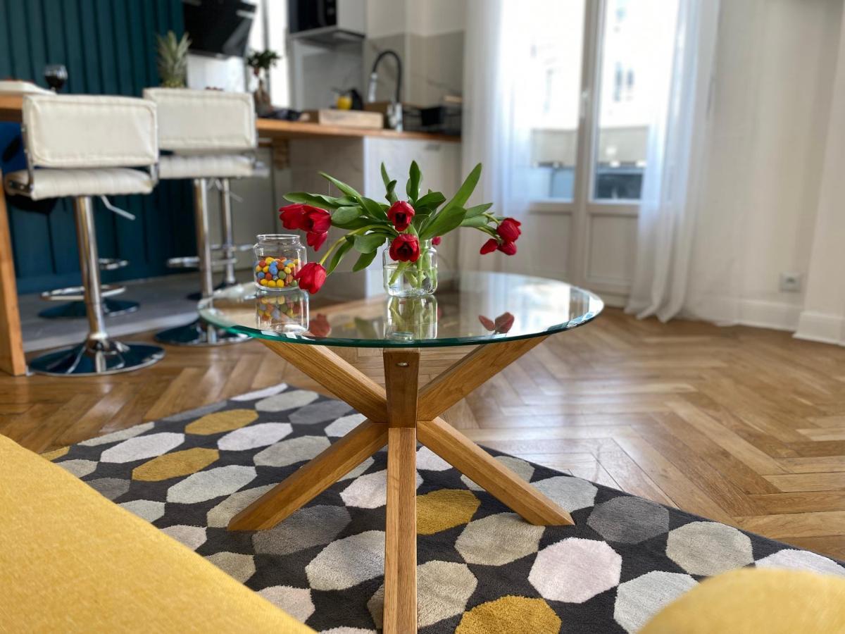 2 Bedroom - Hyper Center - Kitchen - Tramway - Balcony - Air Conditioner - Wifi Nice Bagian luar foto